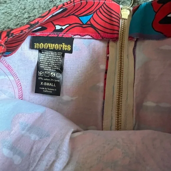 Nooworks Misty Mouths Print Mini Skirt XS - Picture 2 of 3